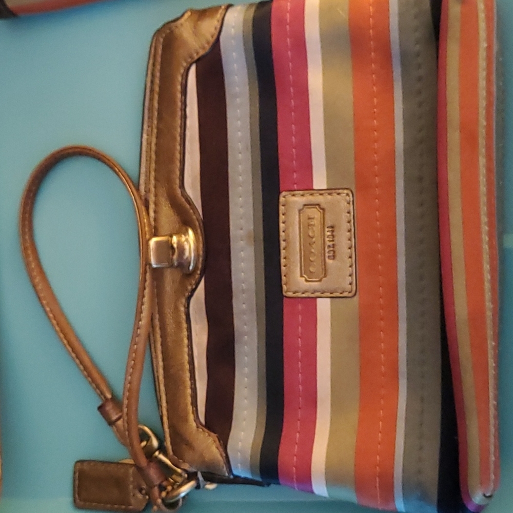 Coach bundle - Picture 5 of 6